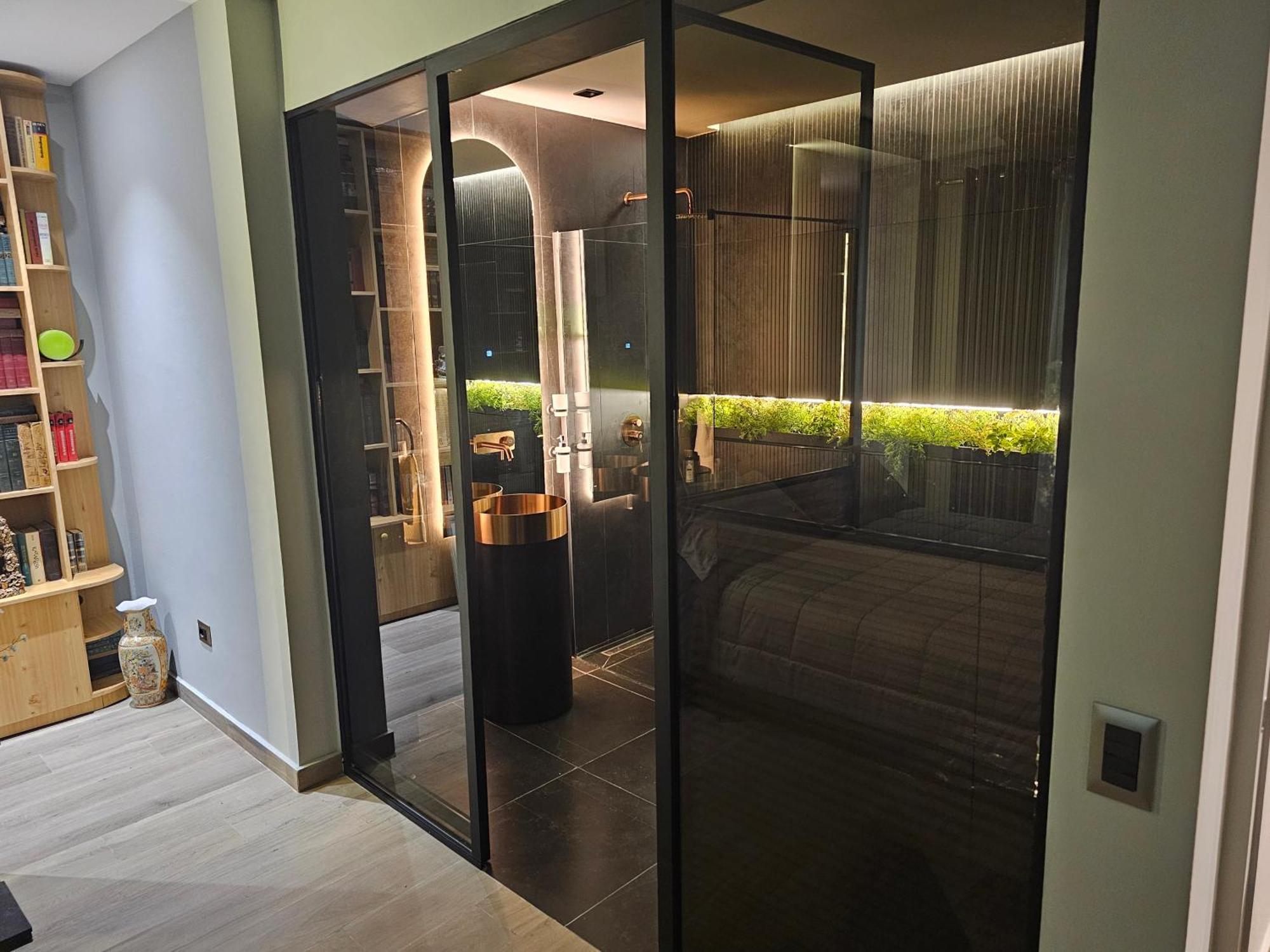Blloku Suites, City Centre,ティラナ エクステリア 写真