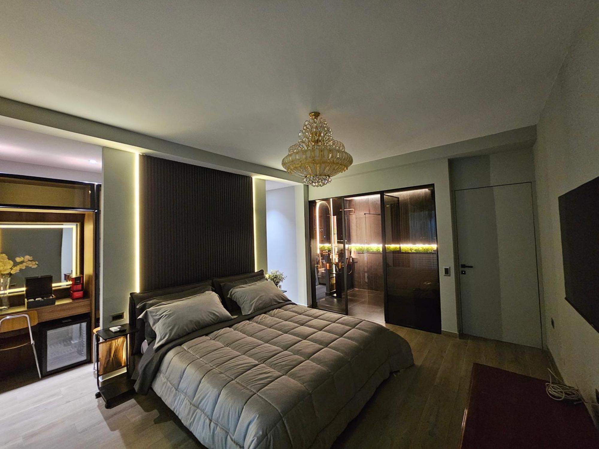 Blloku Suites, City Centre,ティラナ エクステリア 写真