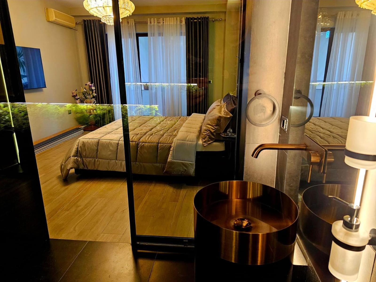Blloku Suites, City Centre,ティラナ エクステリア 写真